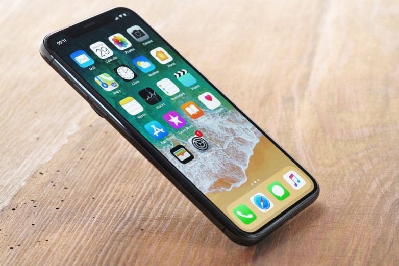 Doanh số iPhone X tiếp tục giảm mạnh