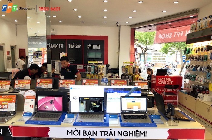 FPT Shop mở rộng chương tình Live Demo Laptop trên toàn quốc