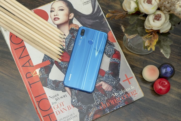 Huawei Nova 3e – “Không đắt nhưng xắt ra miếng”