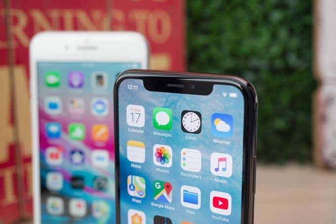 Mẫu iPhone 2018 dùng màn LCD có giá từ 550 USD