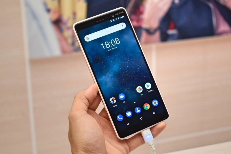 Bộ đôi Nokia 7 Plus và Nokia 6 (2018) ra mắt giá 6 và 9 triệu, chạy Android One với thiết kế nguyên khối kim loại