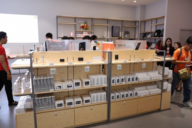 Xiaomi khai trương cửa hàng Mi Store lớn nhất Đông Nam Á