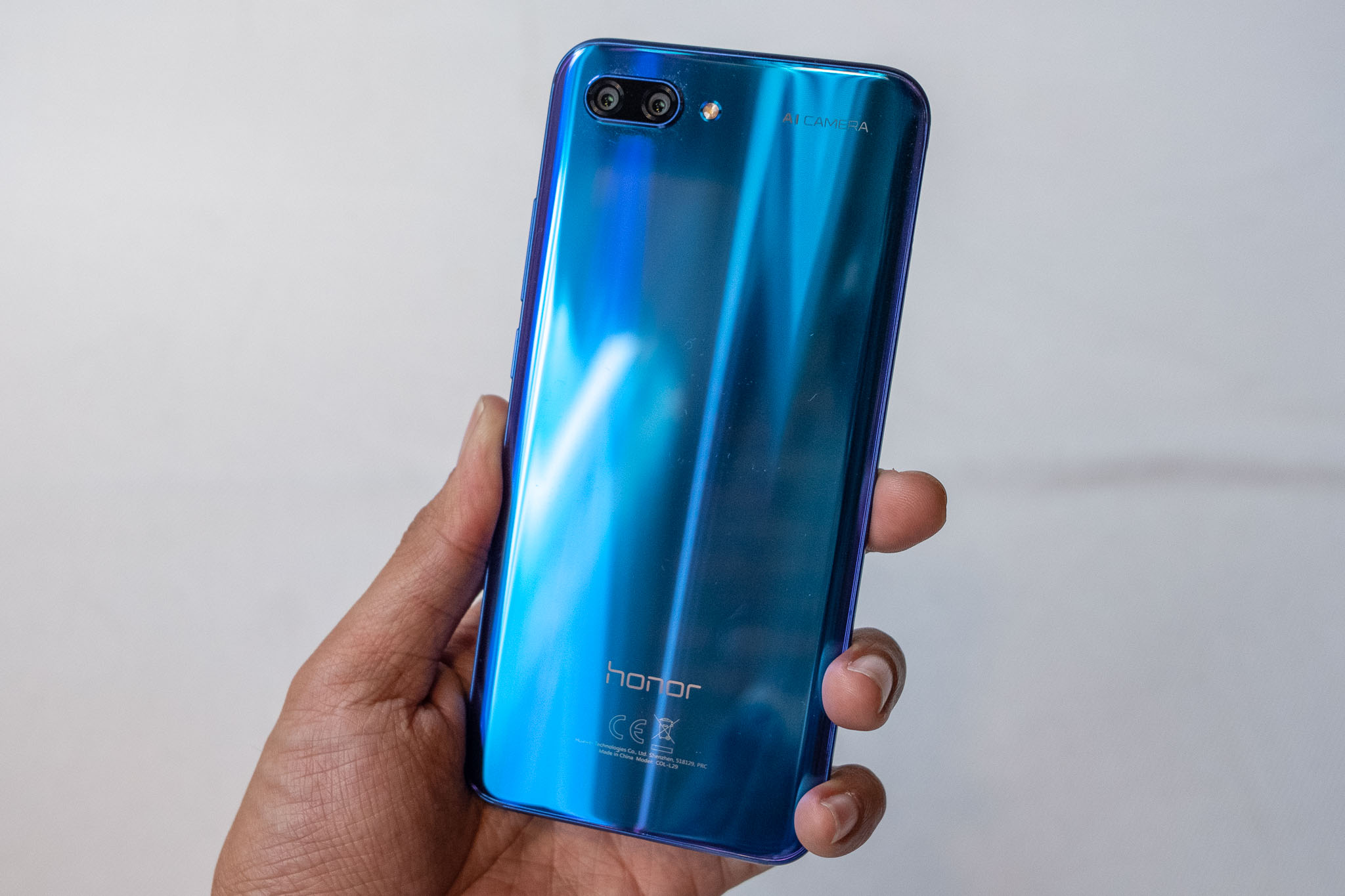 'Bản sao' Huawei P20 Pro mang tên Honor 10 ra mắt tại Việt Nam