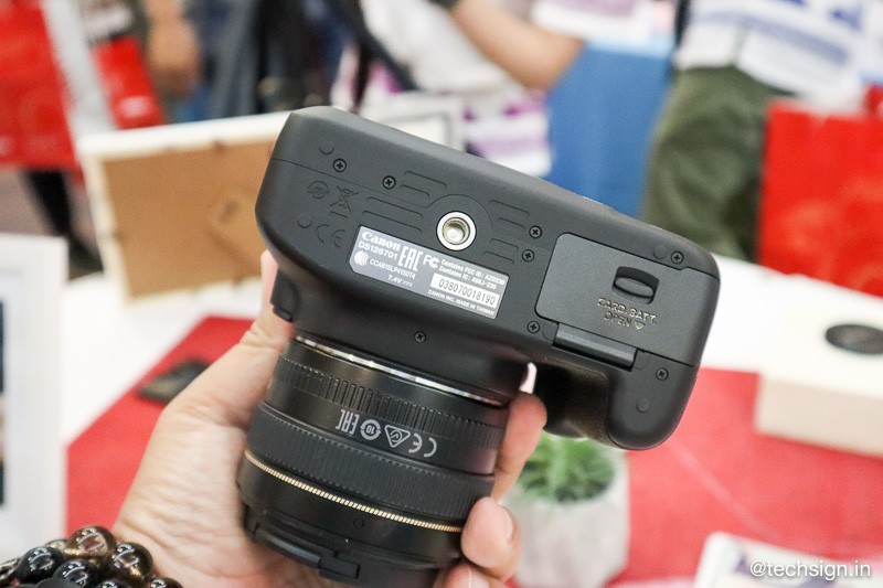 Canon ra mắt 3 mẫu máy ảnh DSLR và Mirrorless và đèn Flash thông minh mới