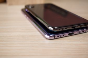 Flagship mới của Huawei nhái iPhone X