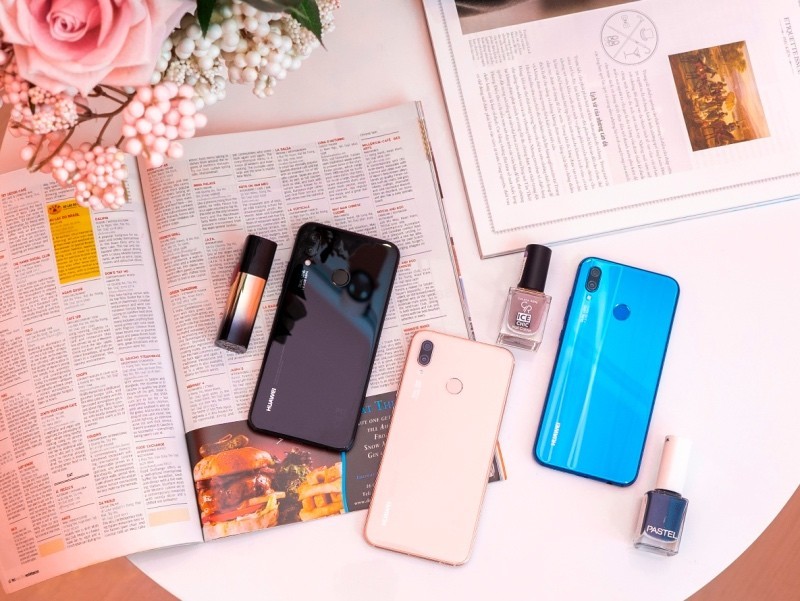 Huawei Nova 3e bổ sung thêm màu hồng Sakura Pink, bán từ hôm nay