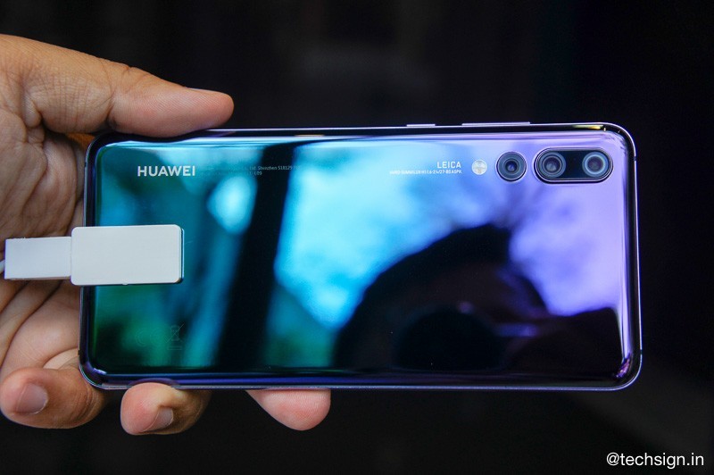 Flagship Huawei P20 Pro ra mắt giá 19,9 triệu đồng