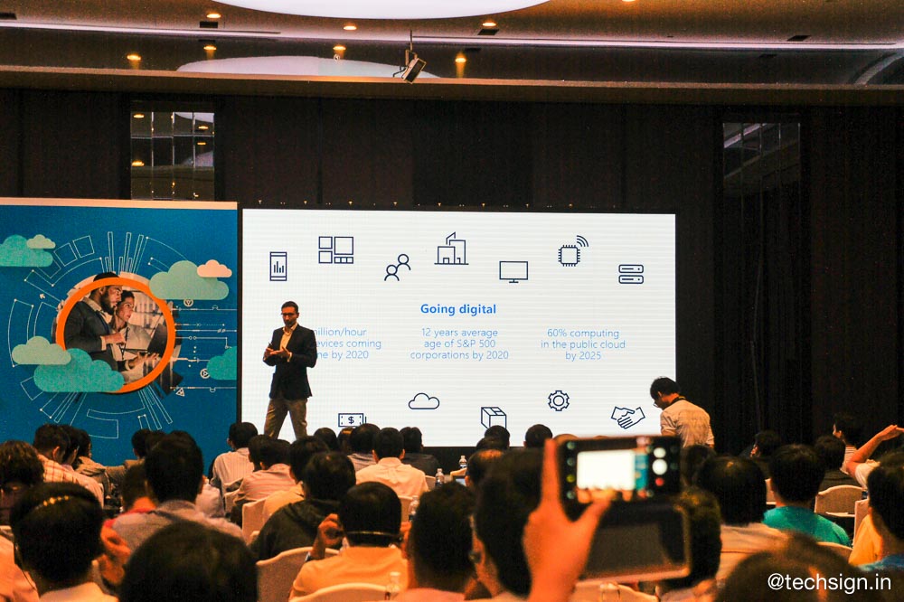 Microsoft tổ chức sự kiện Azure Summit 2018