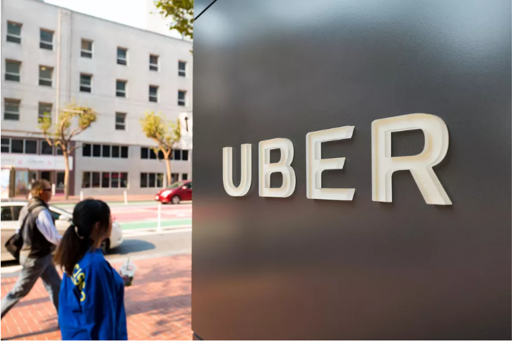 Uber bị kiện vì có hành vi quấy rối tình dục