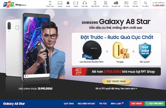 FPT Shop tổ chức trải nghiệm và tặng Galaxy A8 Star cho khách may mắn