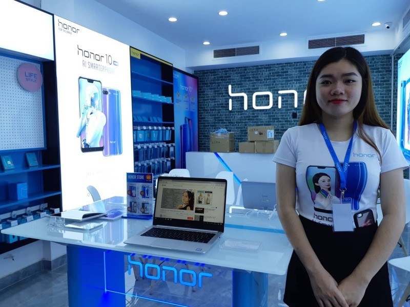 Cửa hàng trưng bày và trải nghiệm sản phẩm Honor ra mắt tại TP.HCM