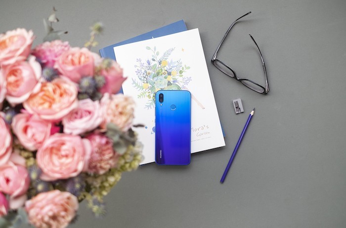 FPT Shop mở đặt trước Huawei Nova 3i nhận bộ quà hơn 120 triệu đồng