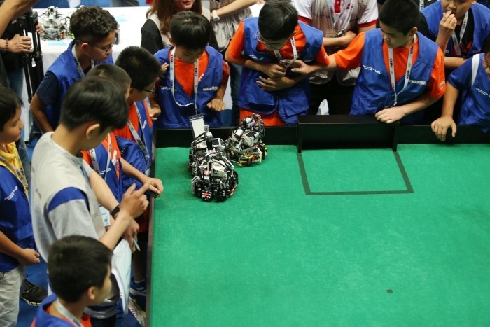 Samsung phối hợp tổ chức cuộc thi Robotacon WRO 2018 và First Lego League