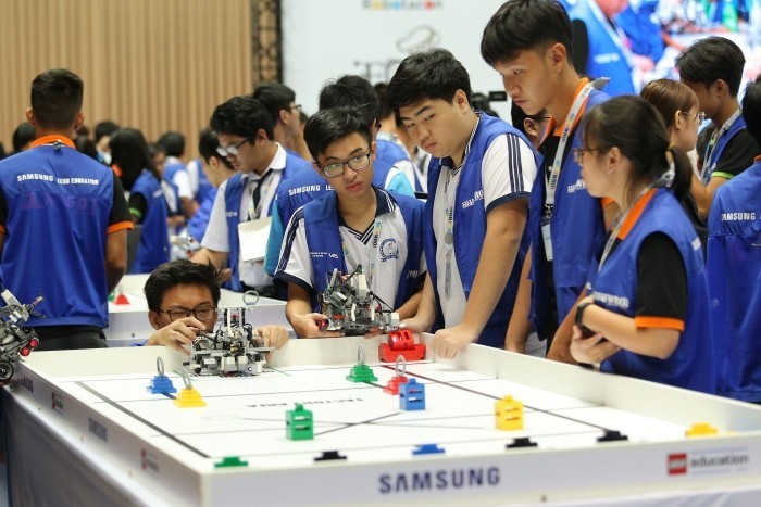 Samsung phối hợp tổ chức cuộc thi Robotacon WRO 2018 và First Lego League