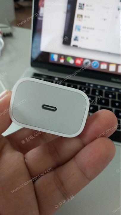 Lộ thông tin bộ sạc nhanh mới của Apple