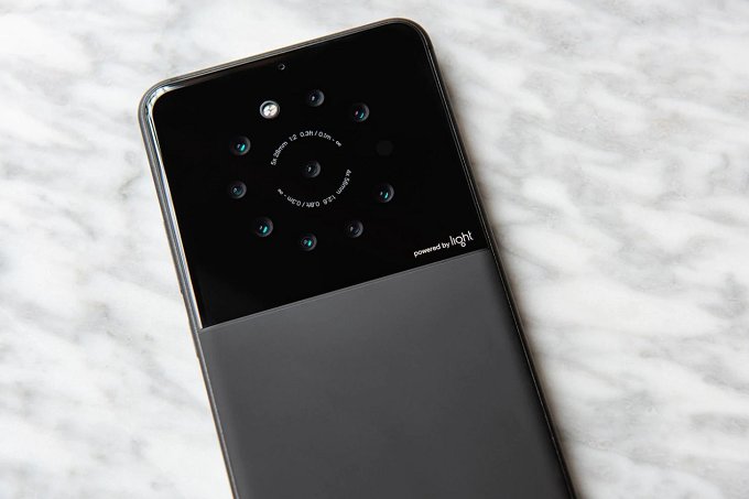 Sắp có smartphone 9 camera