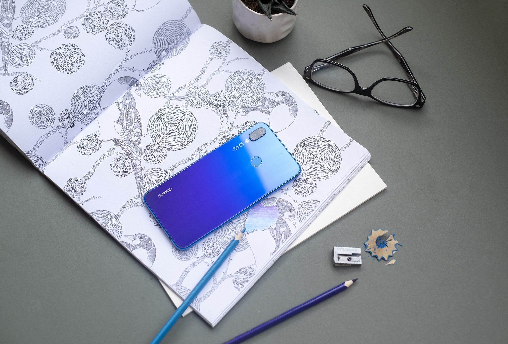 Huawei Nova 3i chính thức lên kệ kèm nhiều ưu đãi 'khủng'