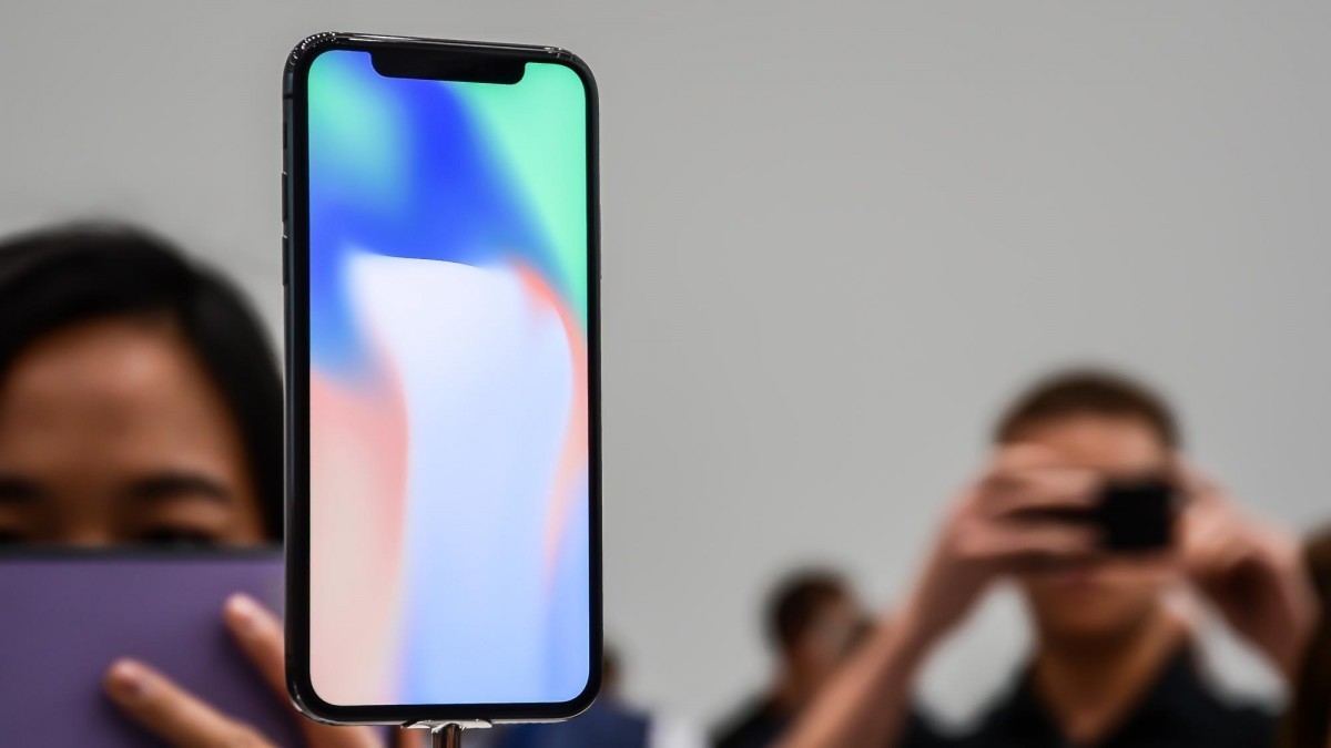 Thời điểm này có nên mua iPhone X?