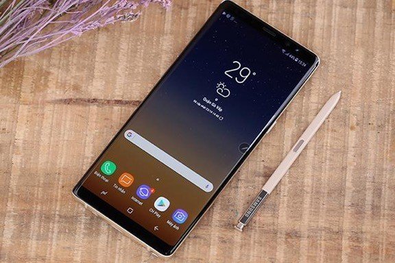 Chọn Galaxy Note9 hay Galaxy S9 làm quà nhân ngày 20/10?