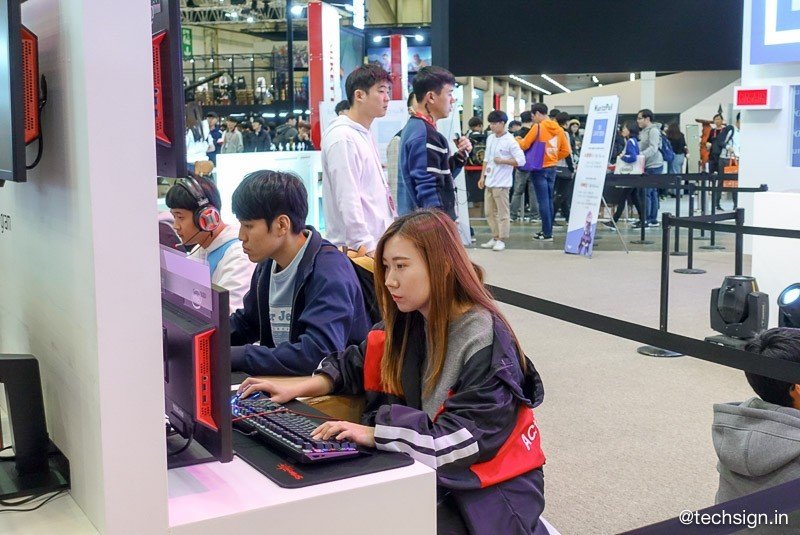 Hình ngày thứ hai tại triển lãm G-Star Busan 2018