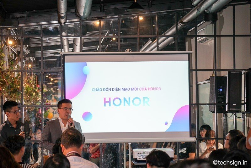 Honor 10 Lite lên kệ từ ngày 26/1, giá 5,3 triệu đồng