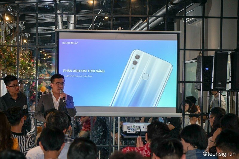 Honor 10 Lite lên kệ từ ngày 26/1, giá 5,3 triệu đồng