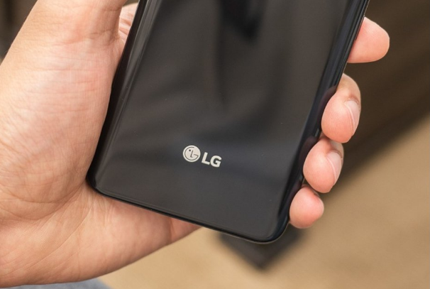 LG G8 ThinQ sẽ hỗ trợ gắn thêm màn hình rời