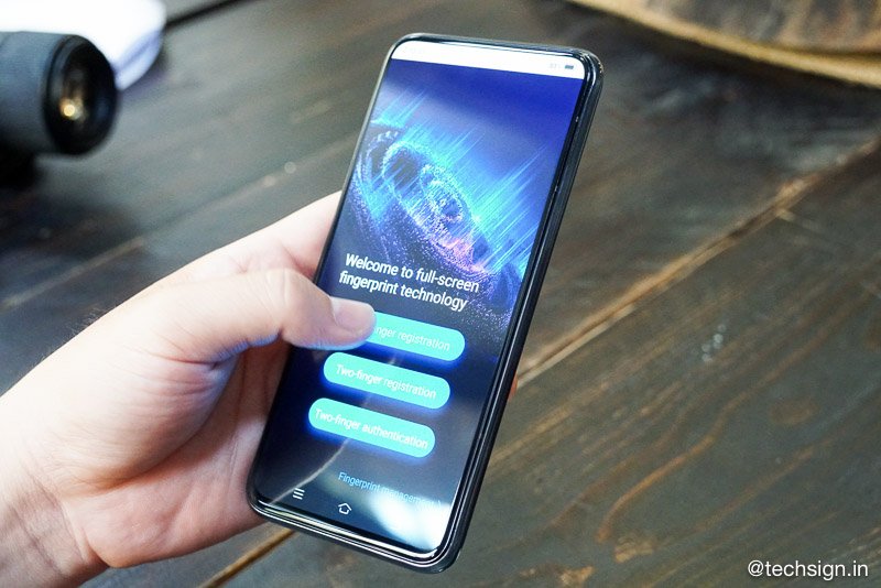 Vivo Apex 2019: concept phone 5G đầu tiên của Vivo xuất hiện tại Việt Nam