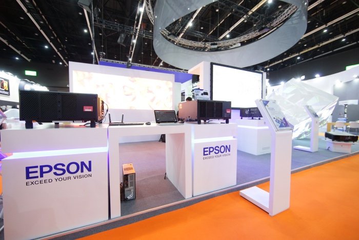 Epson biểu diễn máy chiếu siêu sáng tại Infocomm Đông Nam Á 2019