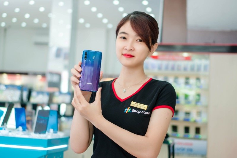 Honor 20 Lite chính thức lên kệ FPT Shop, giá 5.990.000Đ