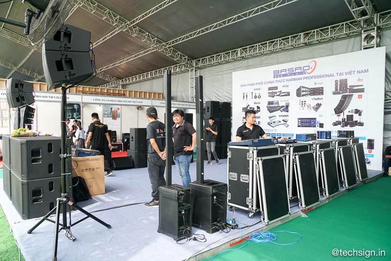 Một vòng triển lãm Plase Show 2019