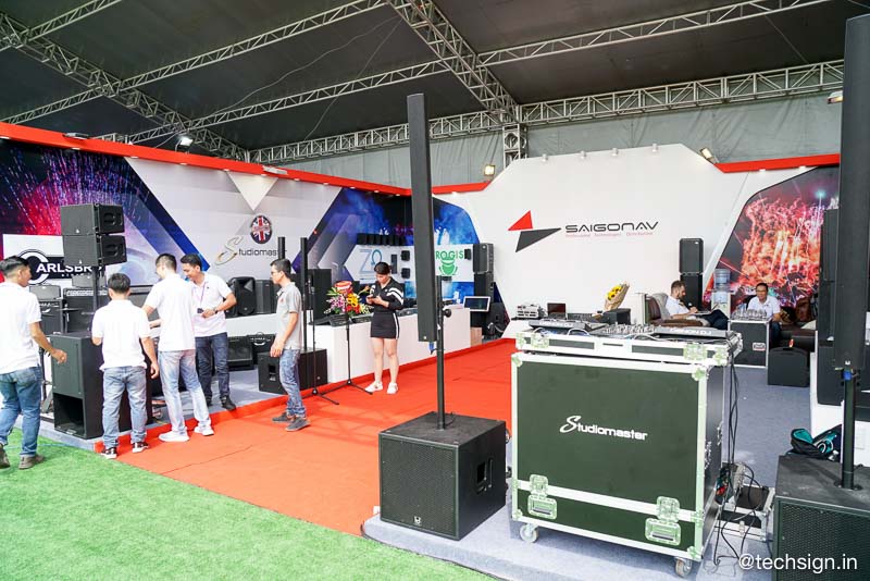 Một vòng triển lãm Plase Show 2019