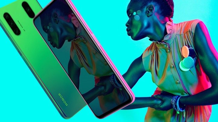 Lộ ảnh Honor 20 và 20 Pro: màn hình viền mỏng, có thể camera selfie pop-up