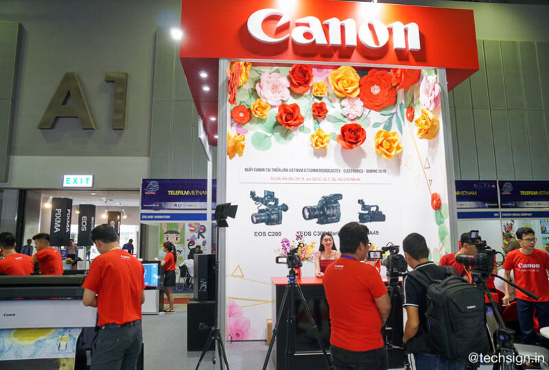 Canon ra mắt loạt máy in phun và laser màu tại triển lãm ICT COMM 2019