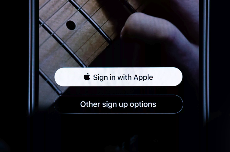 Apple yêu cầu đặt nút 'Đăng nhập với Apple' trên Google, Facebook