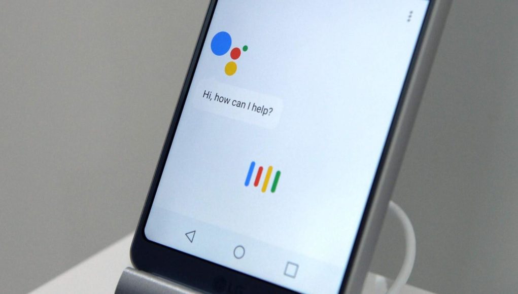 Google Assistant có thể điều khiển trực tiếp máy lau dọn thông minh