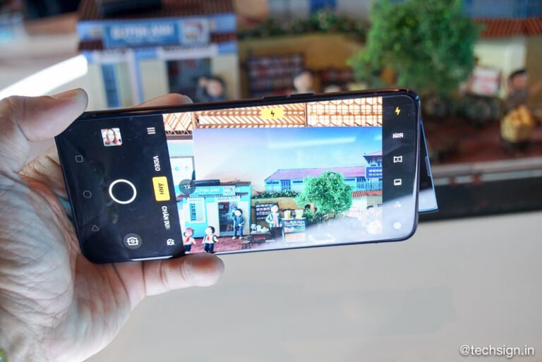 OPPO Reno 10x Zoom cao cáº¥p nháº¥t vá» Viá»‡t Nam