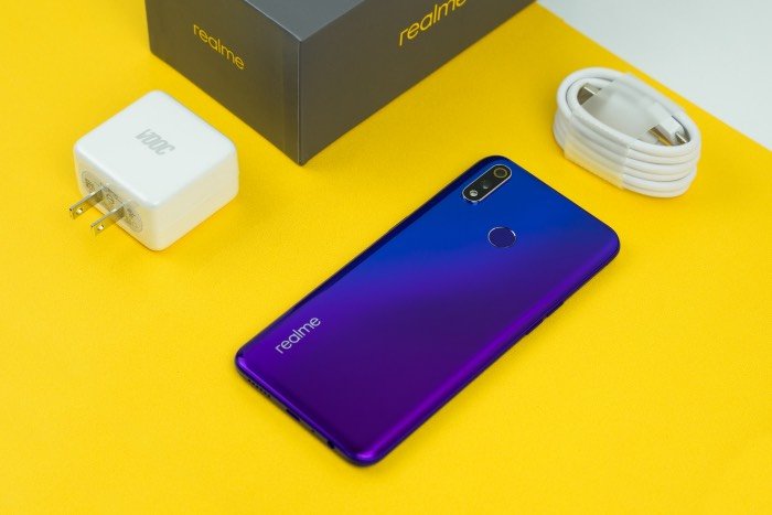 Realme 3 Pro lên kệ tại Việt Nam từ ngày 22/6 có giá bao nhiêu?