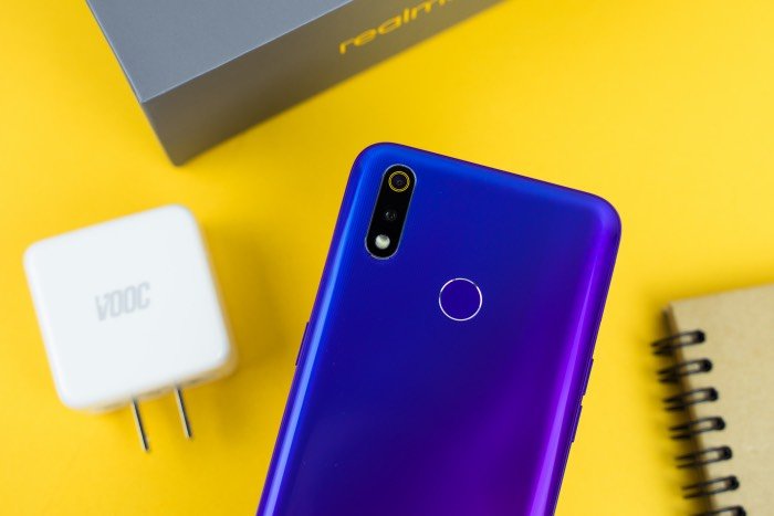 Realme 3 Pro lên kệ tại Việt Nam từ ngày 22/6 có giá bao nhiêu?