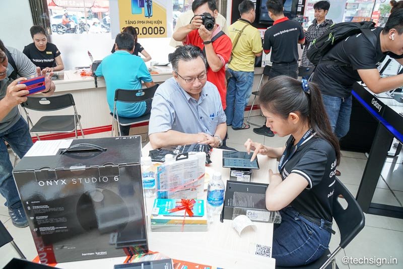 FPT Shop ghi nhận hơn 9.700 đơn đặt mua Galaxy Note10/Note10+