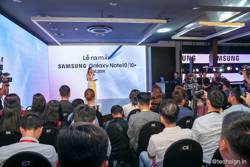 Samsung Galaxy Note10 chính thức, giá 23 và 27 triệu đồng