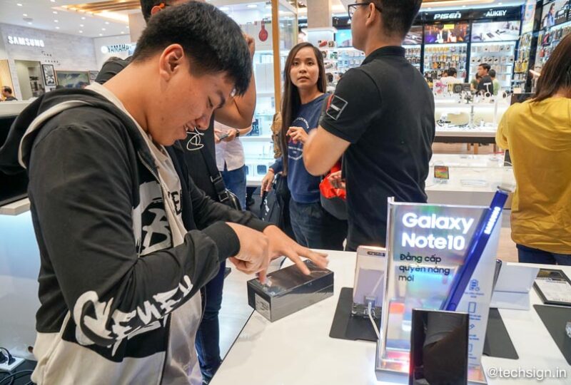 Mai Nguyên, Di Động Việt nhộn nhịp giao hàng Galaxy Note10 và Note10+ ngay trong đêm