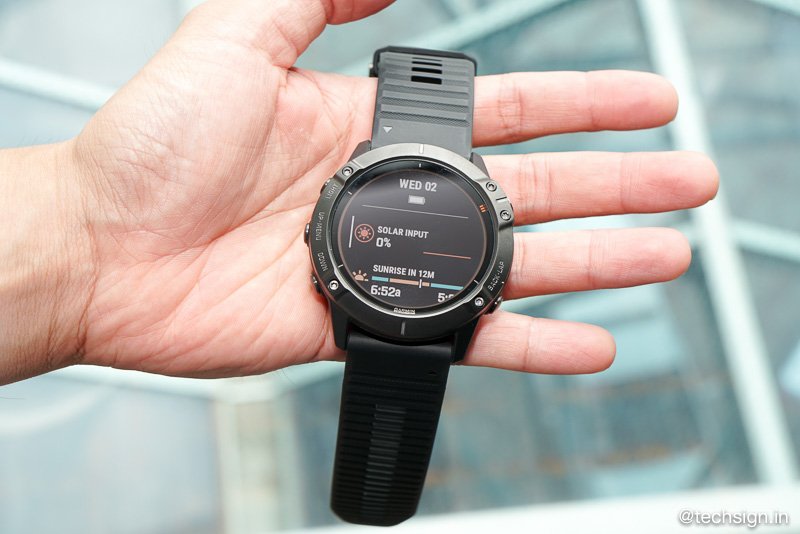 Garmin Fenix 6 series ra mắt tại Việt Nam, mẫu cao cấp dùng sạc năng lượng mặt trời