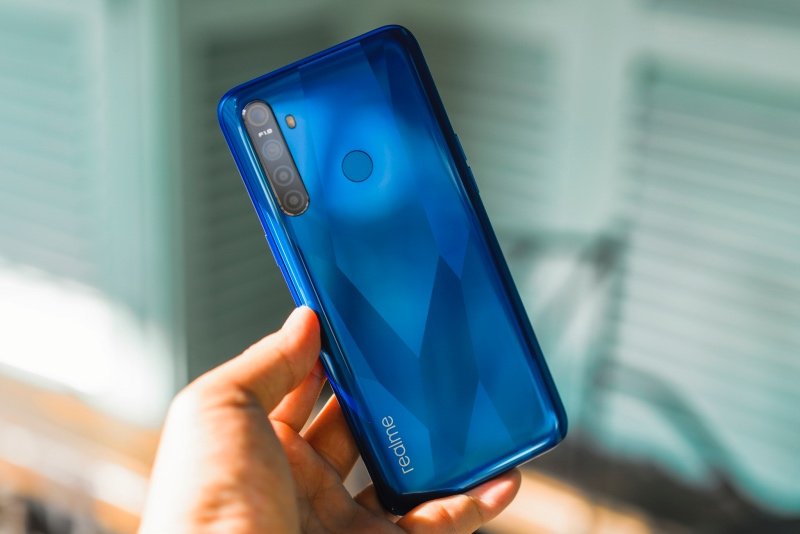 Realme 5 ra mắt, màn hình lớn, pin 5.000mAh, giá dưới 5 triệu