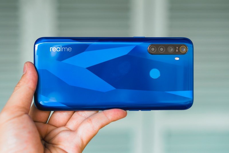 Realme 5 ra mắt, màn hình lớn, pin 5.000mAh, giá dưới 5 triệu