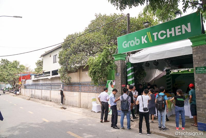 Grab chính thức ra mắt GrabKitchen sau thời gian thử nghiệm