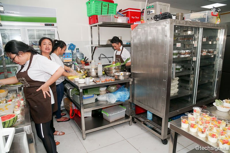 Grab chính thức ra mắt GrabKitchen sau thời gian thử nghiệm