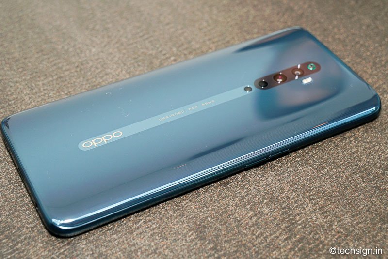 Mở hộp OPPO Reno2 F: giá tốt hơn Reno2, cấu hình khá mạnh