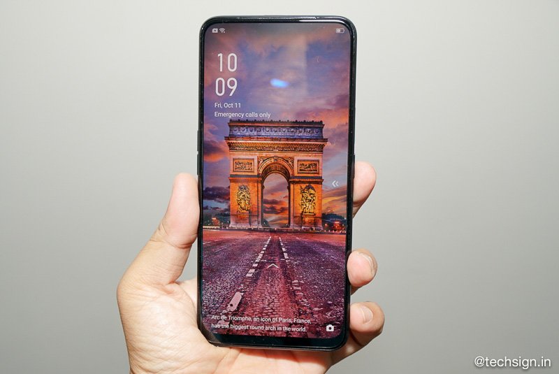 Mở hộp OPPO Reno2 F: giá tốt hơn Reno2, cấu hình khá mạnh