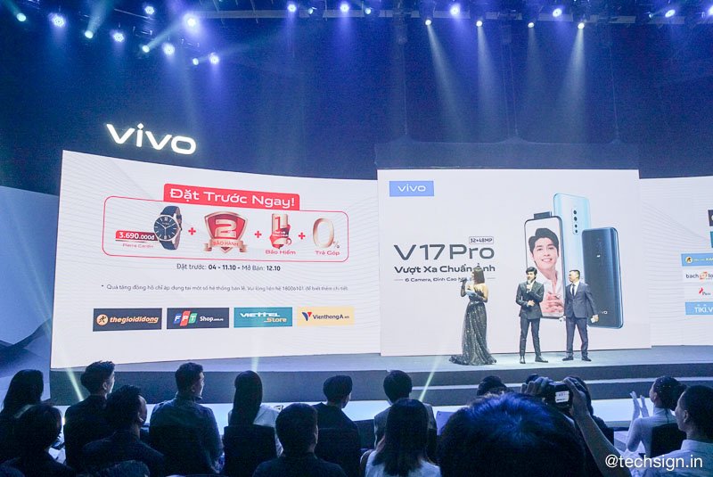 Vivo V17 Pro ra mắt, camera selfie kép trượt lên, giá 9,99 triệu đồng